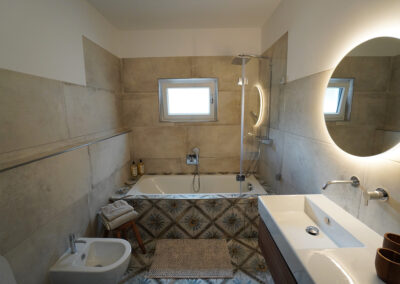 Vista salle de bains après